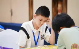 袁玮浩