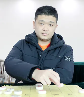 梁运龙